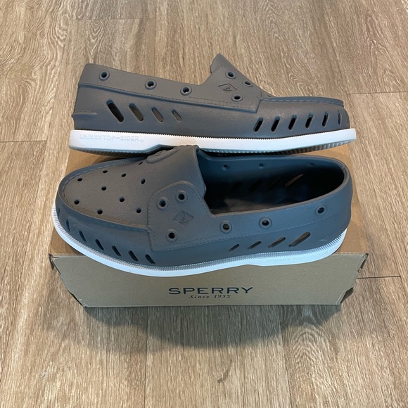 Sperry Top-Sider “Float” Slip Ons - Picture 1 of 8